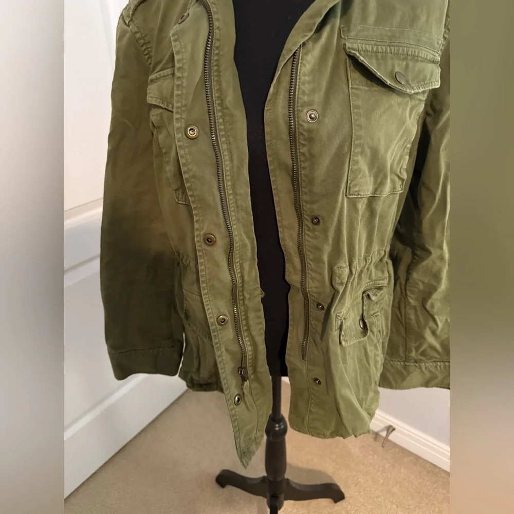 GAP Olive Utility Jacket - Picture 3 of 5